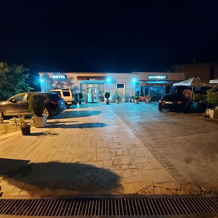 Hotel Kalemi Zhaban Εξωτερικό φωτογραφία